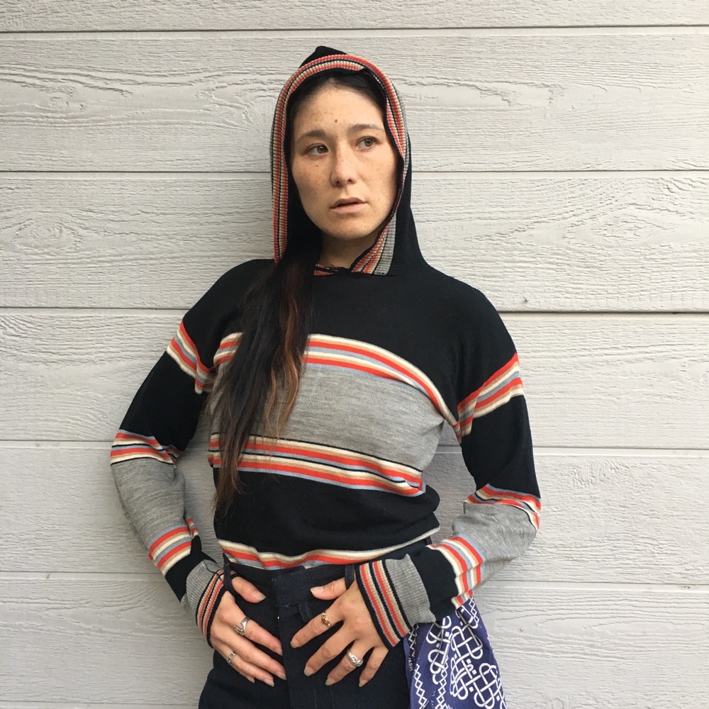 1970’s Striped Cropped Mini Hoodie~ 
•